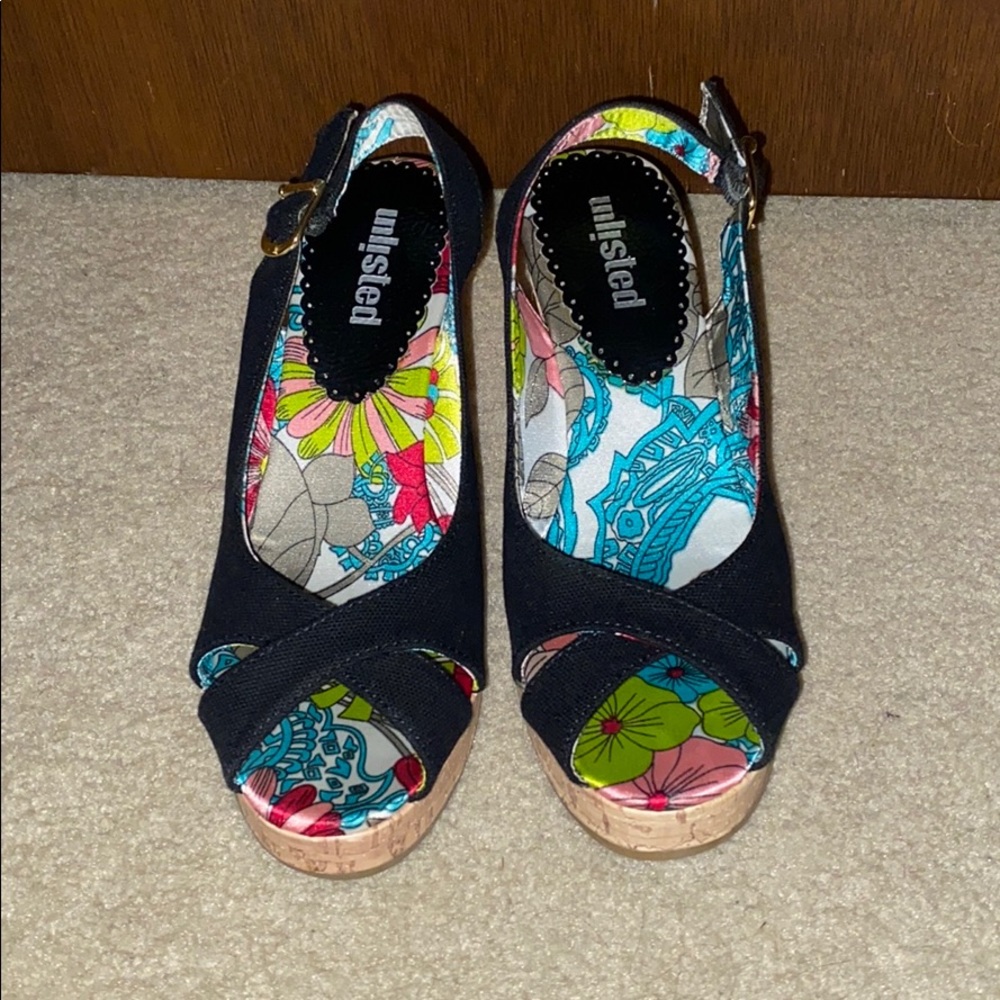 Wedge Sandals - Picture 2 of 3